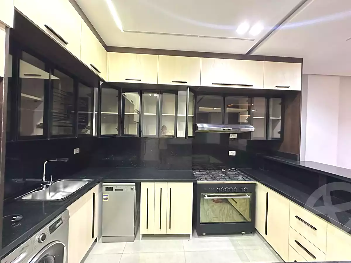 https://aqarmap.com.eg/ar/listing/7120473-for-sale-red-sea-mntq-lntr