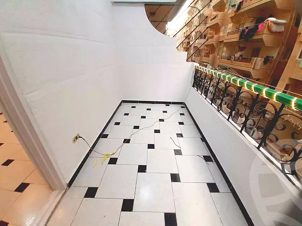 https://aqarmap.com.eg/en/listing/7120610-for-sale-alexandria-al-agamy-shataa-el-nakheel