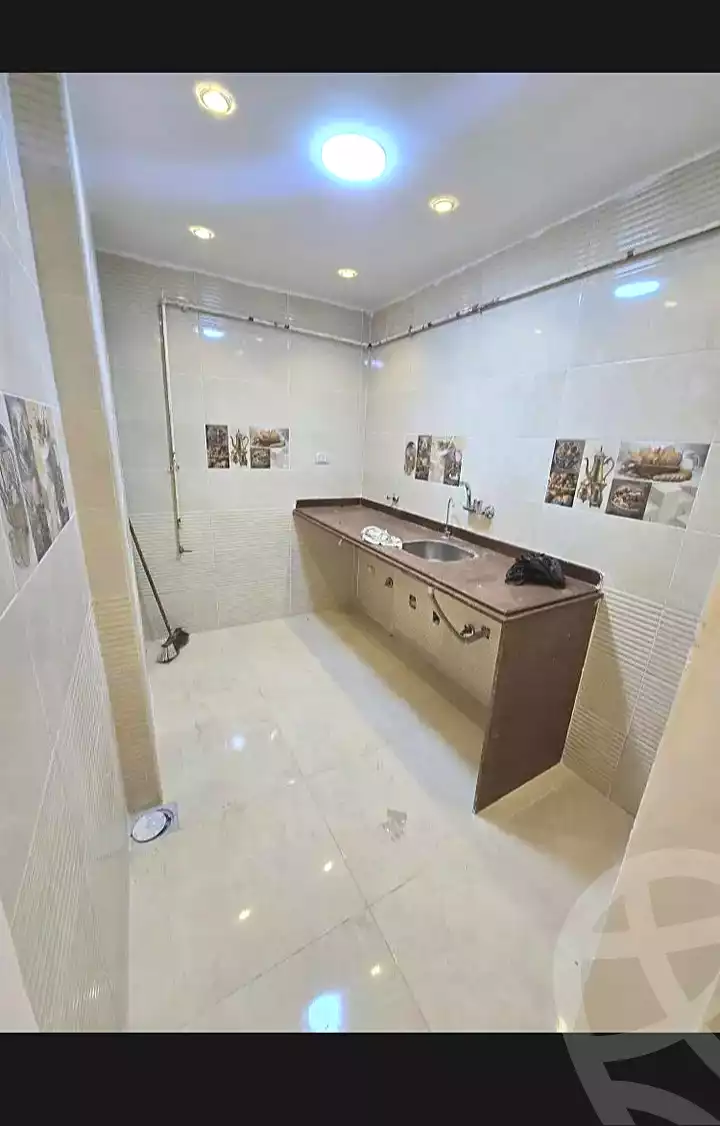 https://aqarmap.com.eg/en/listing/7120641-for-sale-alexandria-sydy-bshr-sydy-bshr-bhry-gamal-abd-el-nasir-st