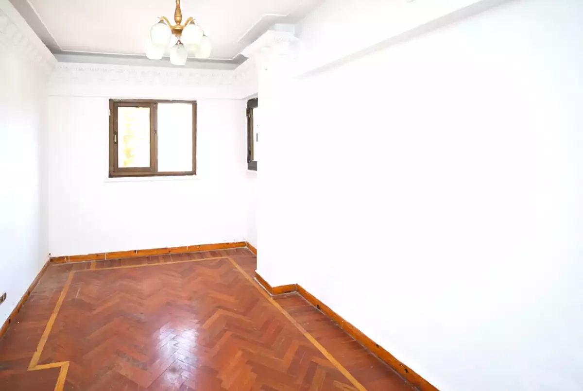 https://aqarmap.com.eg/en/listing/7120757-for-sale-alexandria-moharram-bey