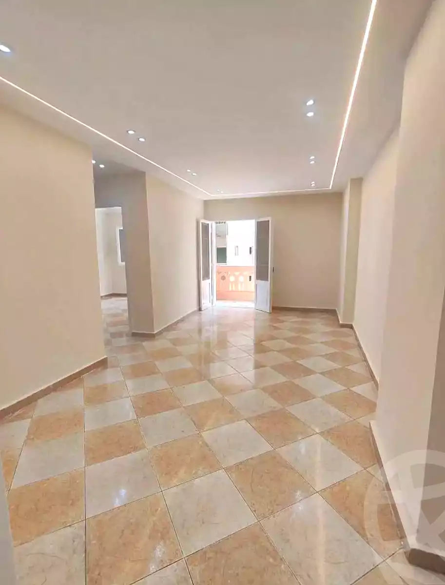 https://aqarmap.com.eg/ar/listing/7120831-for-sale-alexandria-el-asafra-l-sfr-bhry