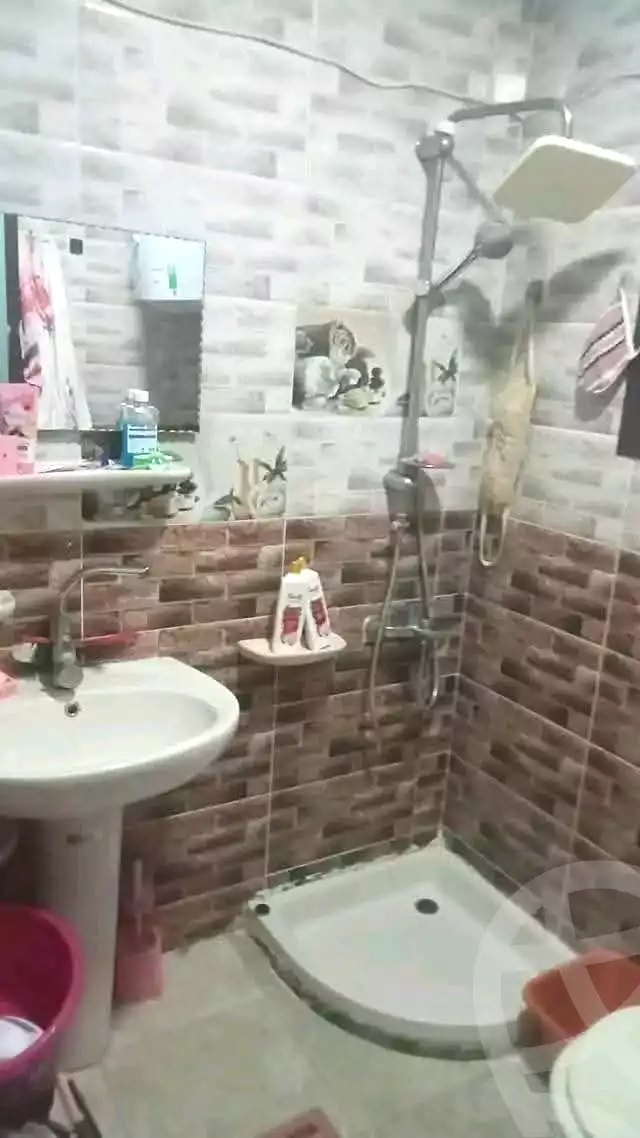 https://aqarmap.com.eg/ar/listing/7120915-for-sale-alexandria-al-agamy-el-hanouvel-el-warsha-st