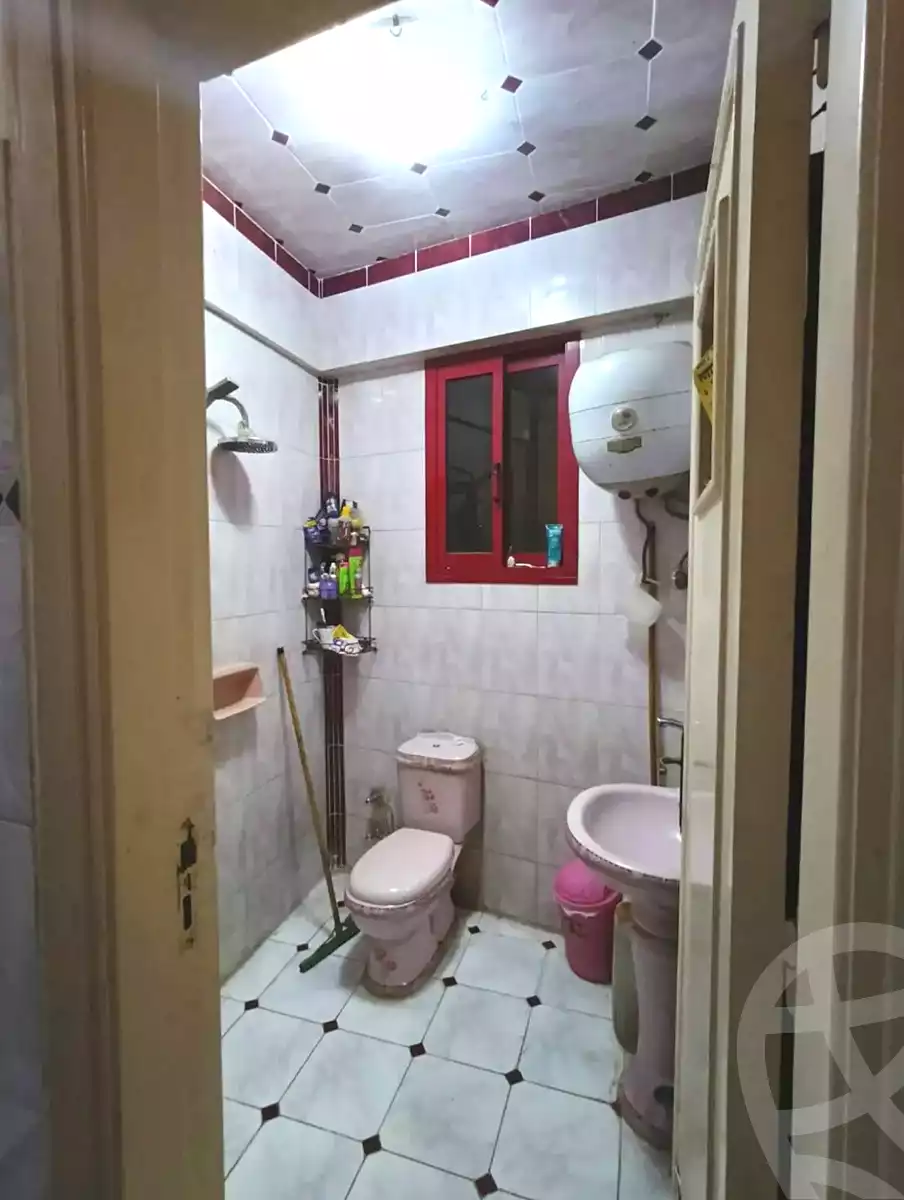 https://aqarmap.com.eg/ar/listing/7120937-for-sale-alexandria-al-agamy-lbytsh-shahr-al-assal-st