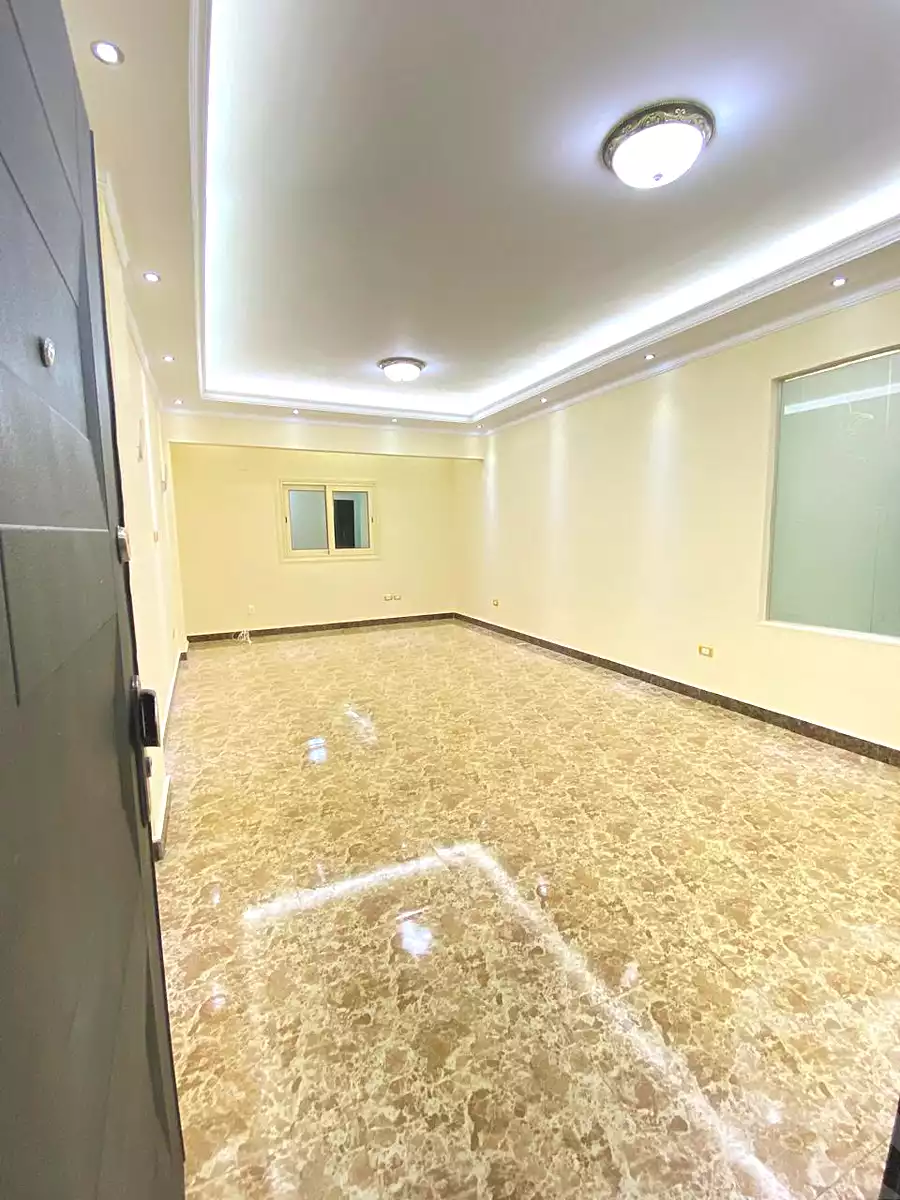 https://aqarmap.com.eg/ar/listing/7121041-for-rent-cairo-new-cairo-el-ahyaa-fourth-neighborhood-street-1