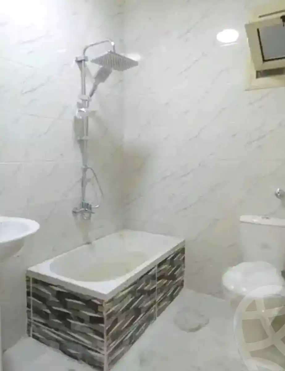 https://aqarmap.com.eg/en/listing/7121176-for-sale-alexandria-sydy-bshr-shr-mlk-hfny