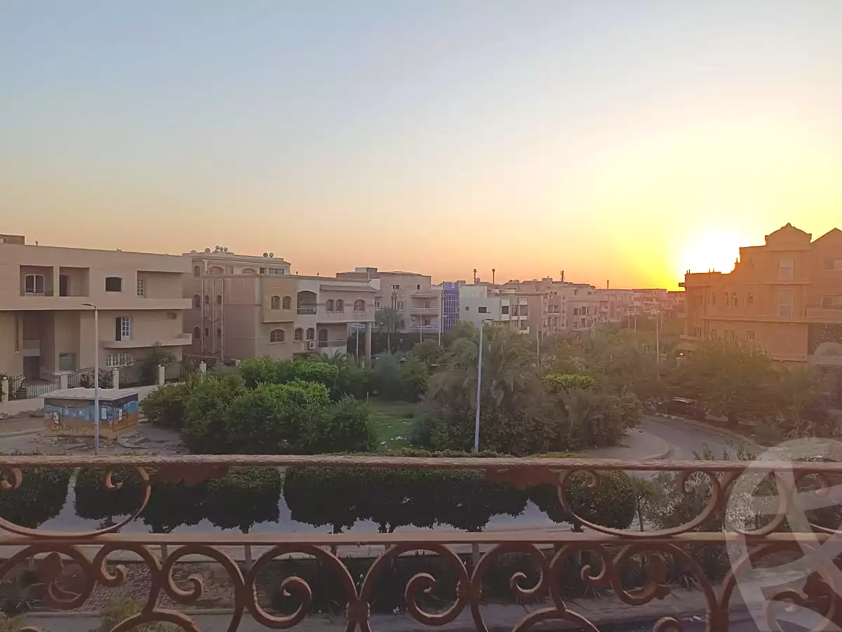 https://aqarmap.com.eg/ar/listing/7121456-for-sale-cairo-new-cairo-el-ahyaa-first-neighborhood-omar-ibn-abd-el-aziz-st