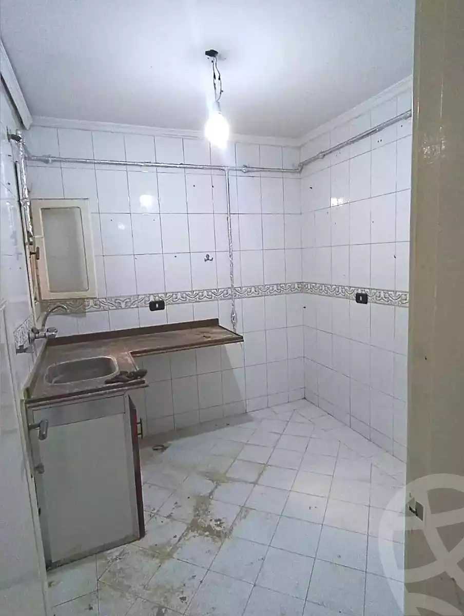 https://aqarmap.com.eg/en/listing/7121807-for-sale-alexandria-ganaklis