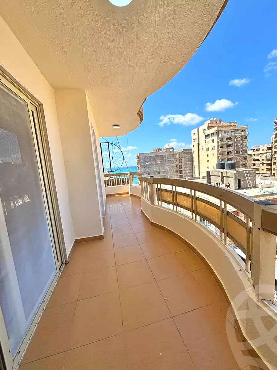 https://aqarmap.com.eg/ar/listing/7121820-for-sale-alexandria-miami-el-gaish-rd-st