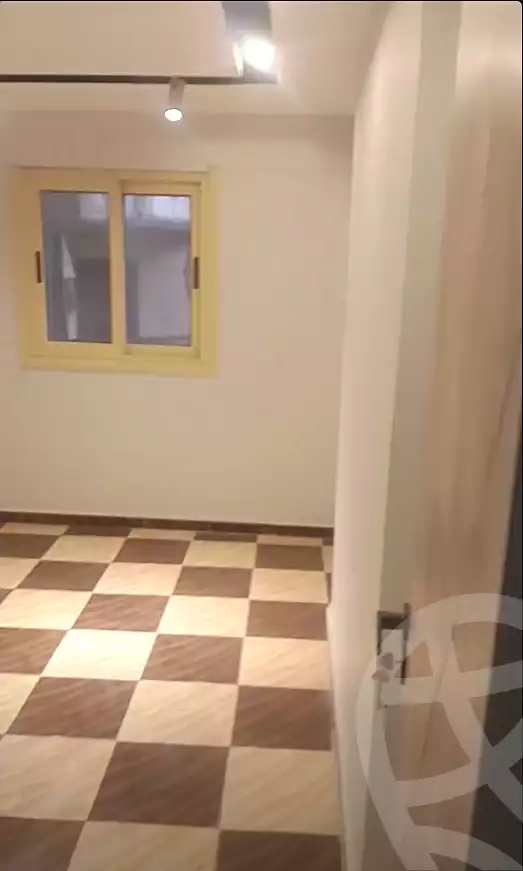 https://aqarmap.com.eg/ar/listing/7121836-for-sale-alexandria-miami-khld-bn-lwlyd