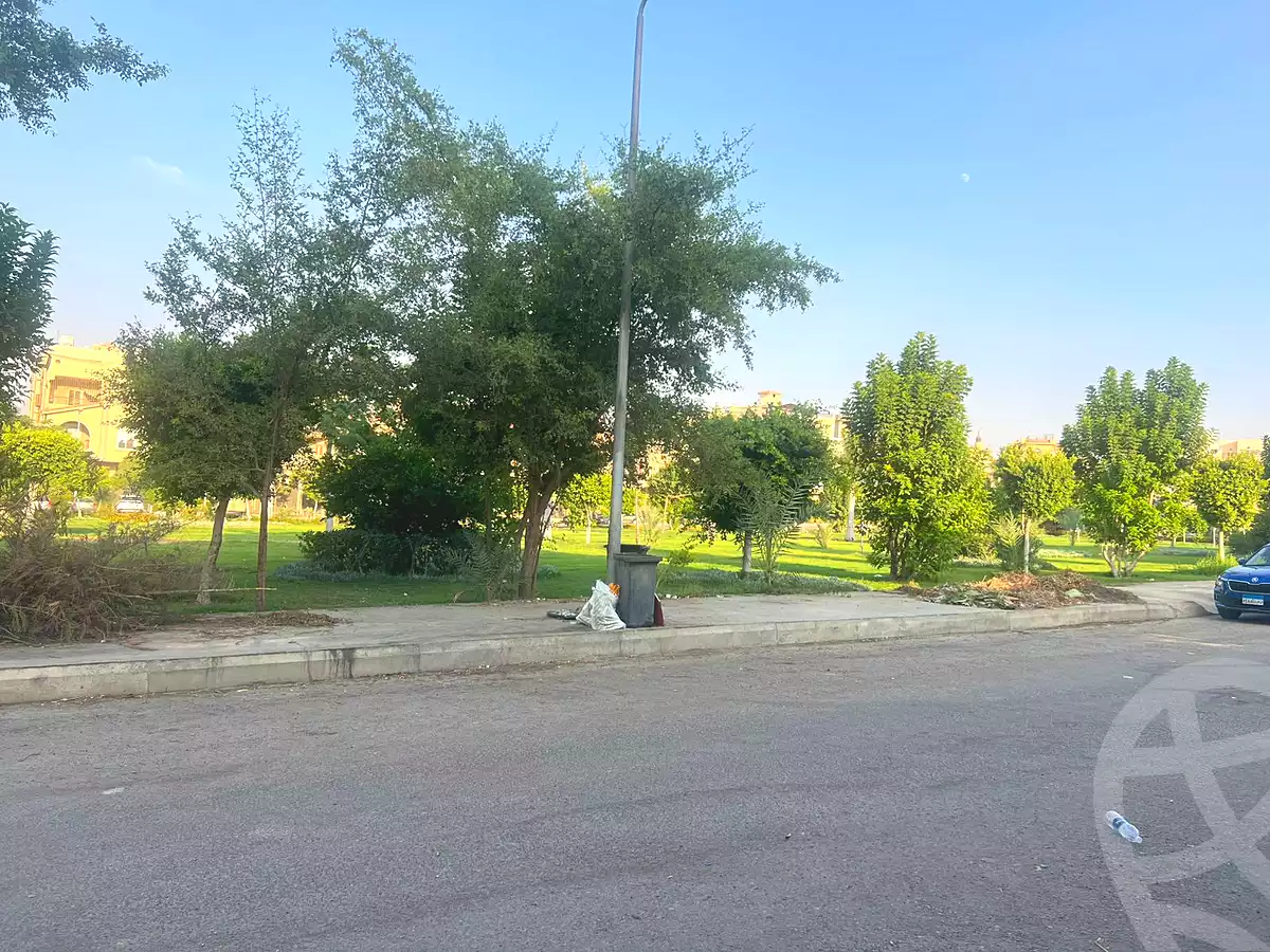 https://aqarmap.com.eg/ar/listing/7121998-for-sale-cairo-new-cairo-ganob-el-akadamiya-south-academy-b-aisha-abd-el-rahman-st
