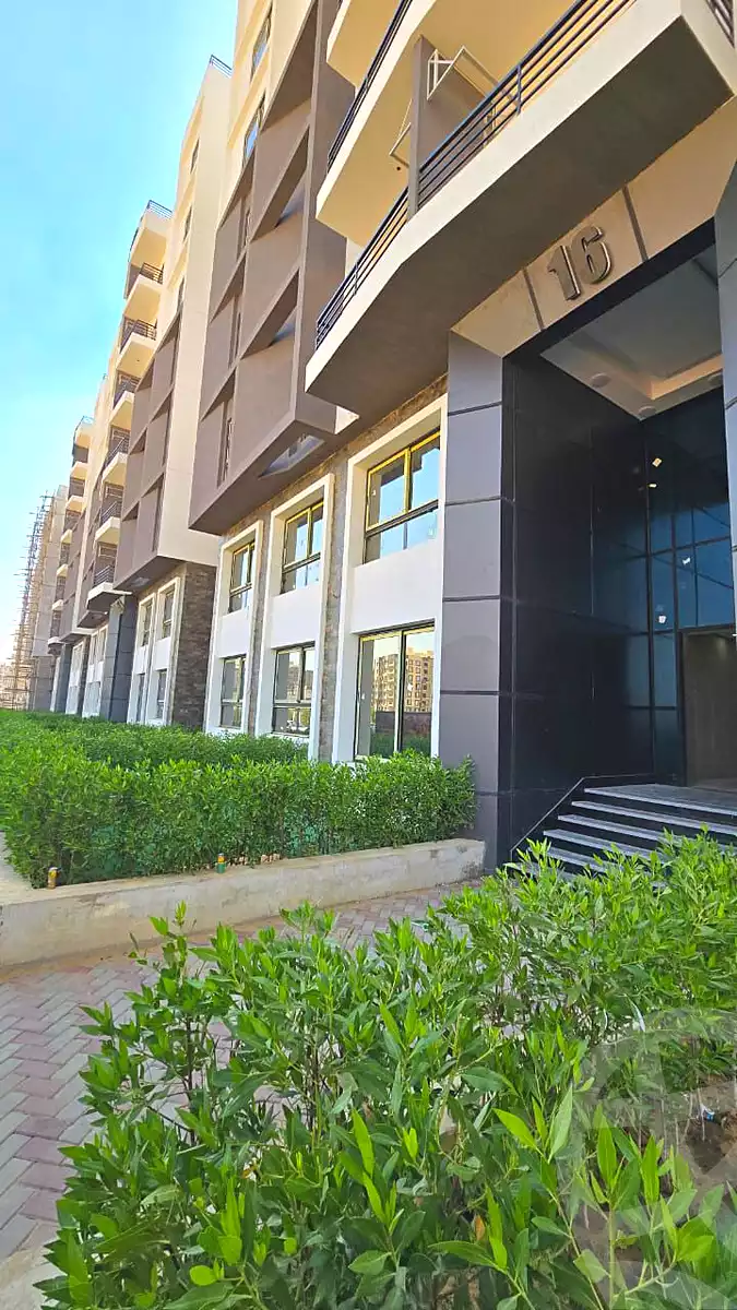 https://aqarmap.com.eg/en/listing/7122149-for-sale-cairo-new-administrative-capital-r7-green-avenue