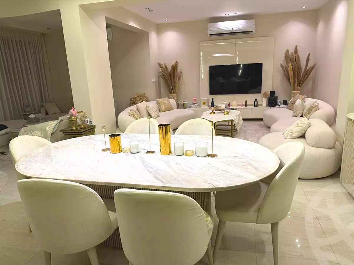 https://aqarmap.com.eg/ar/listing/7122541-for-sale-cairo-new-cairo-el-ahyaa-first-neighborhood-street-1