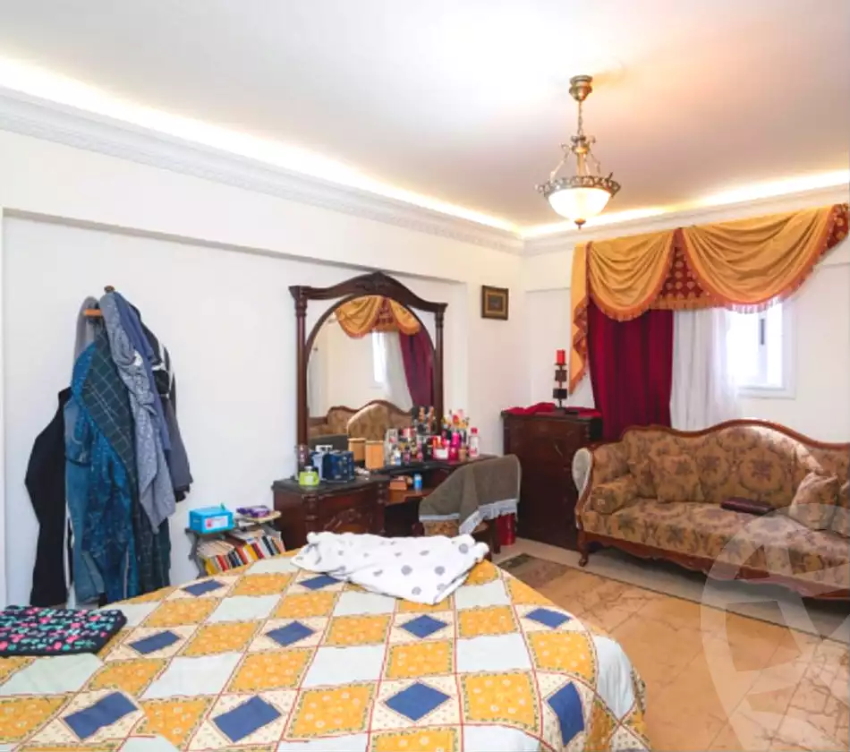 https://aqarmap.com.eg/ar/listing/7122821-for-sale-alexandria-ganaklis-shr-mrtdy-bsh