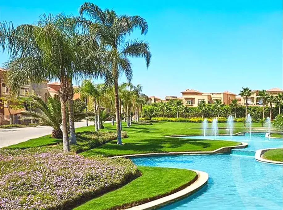 https://aqarmap.com.eg/ar/listing/7122895-for-sale-cairo-new-cairo-compounds-swan-lake-the-phoenix-hassan-allam