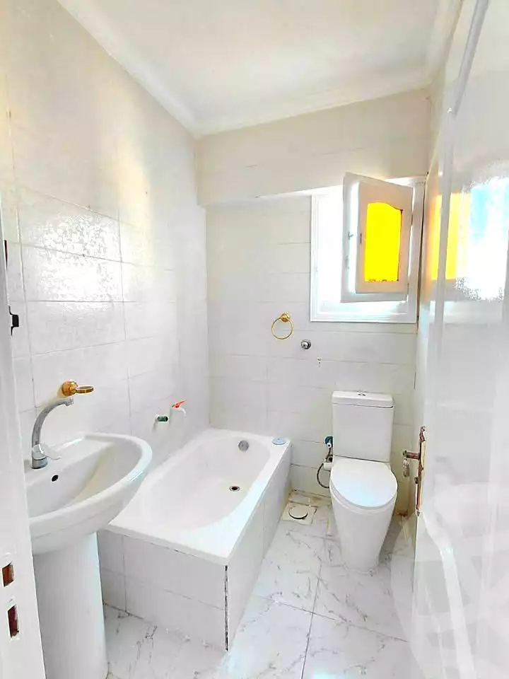 https://aqarmap.com.eg/ar/listing/7123065-for-sale-alexandria-al-agamy-shataa-el-nakheel