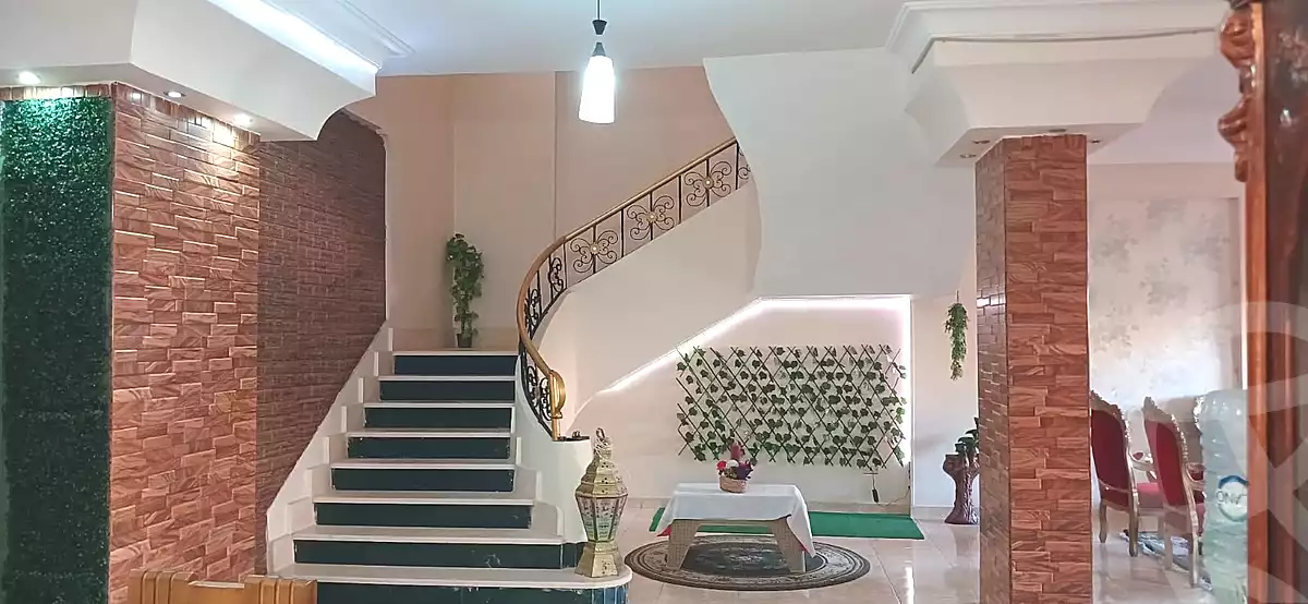 https://aqarmap.com.eg/ar/listing/7123109-for-sale-cairo-new-cairo-south-investors-mohammed-nagib-axis-st