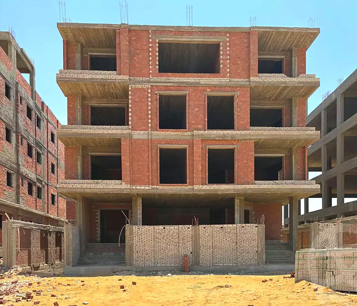 https://aqarmap.com.eg/ar/listing/7099170-for-sale-cairo-new-cairo-bait-el-watan-sixth-neighborhood