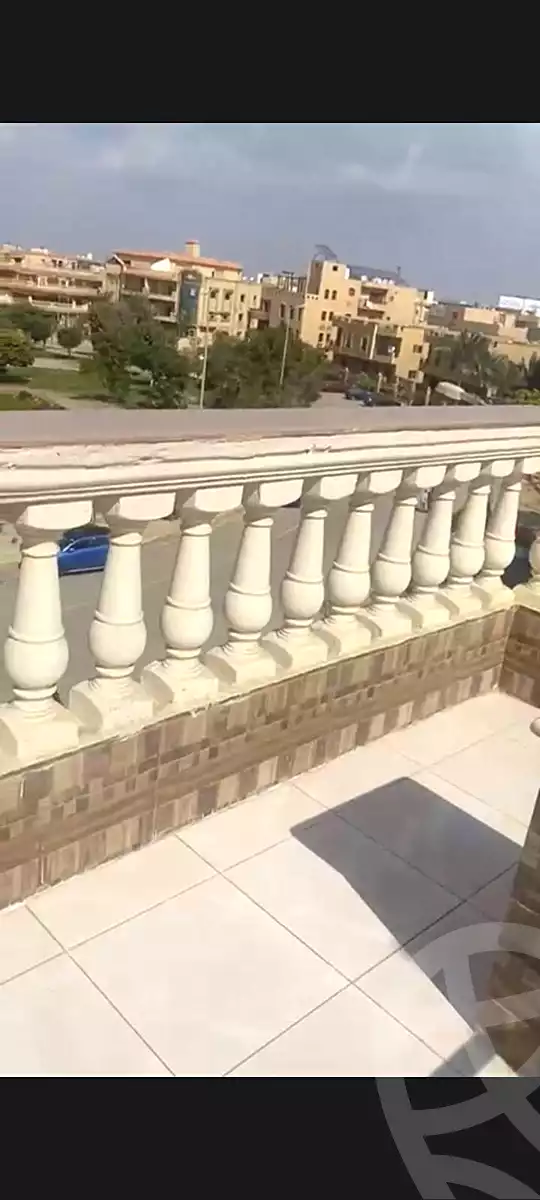 https://aqarmap.com.eg/ar/listing/7123165-for-sale-cairo-new-cairo-el-narges-el-narges-3-ahmed-hafez-mousa-st