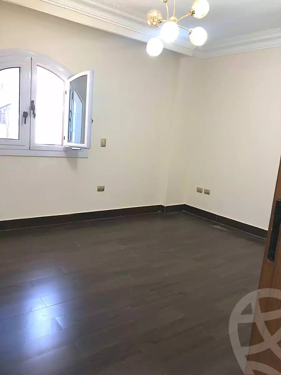 https://aqarmap.com.eg/ar/listing/7123165-for-sale-cairo-new-cairo-el-narges-el-narges-3-ahmed-hafez-mousa-st