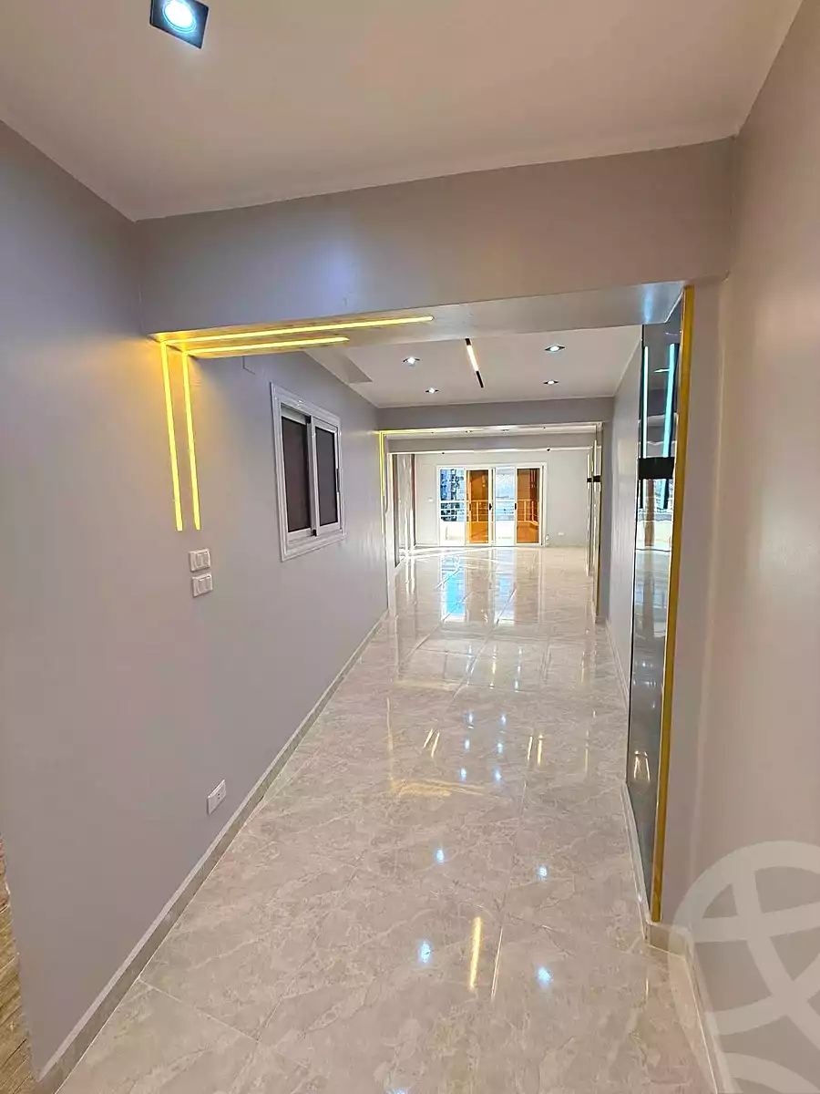 https://aqarmap.com.eg/ar/listing/7123184-for-sale-alexandria-el-asafra-shr-45