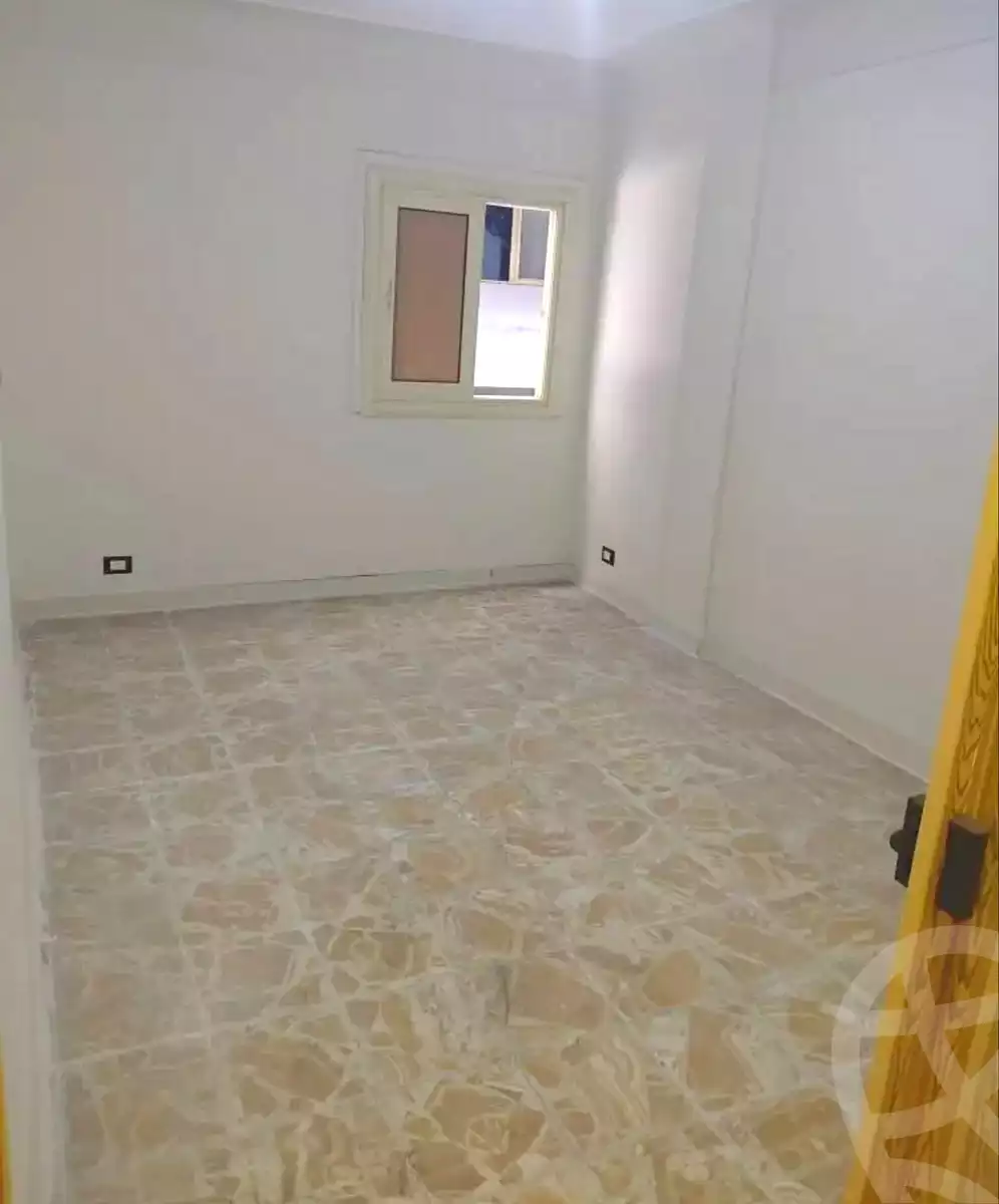 https://aqarmap.com.eg/ar/listing/7123391-for-sale-alexandria-sydy-bshr-sydy-bshr-bhry-shr-khld-bn-lwlyd