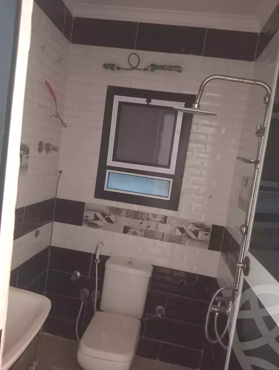 https://aqarmap.com.eg/ar/listing/7123395-for-sale-alexandria-al-agamy-lbytsh-el-hanafeya-st