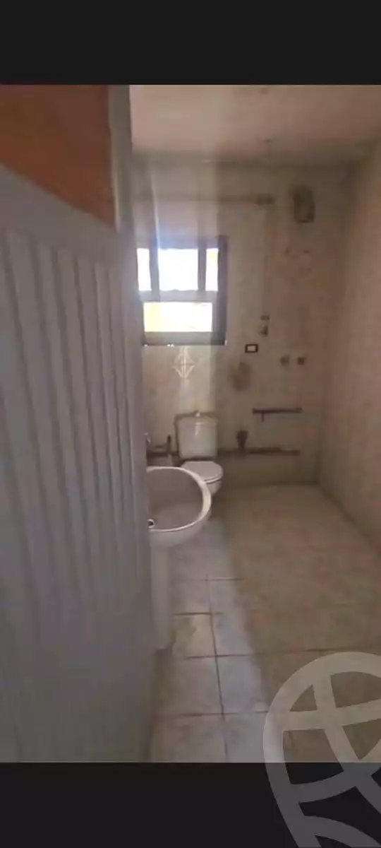 https://aqarmap.com.eg/ar/listing/7123435-for-sale-cairo-el-haram-shareaa-naser-el-thawrah