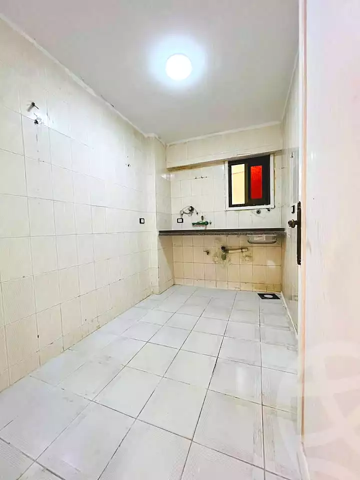 https://aqarmap.com.eg/ar/listing/7123474-for-sale-alexandria-al-agamy-shataa-el-nakheel