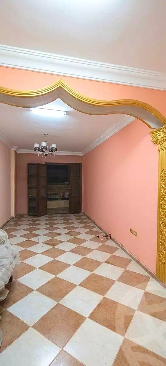 https://aqarmap.com.eg/en/listing/7123543-for-sale-cairo-helwan-helwan-el-sharkeya-mostafa-safwat-st