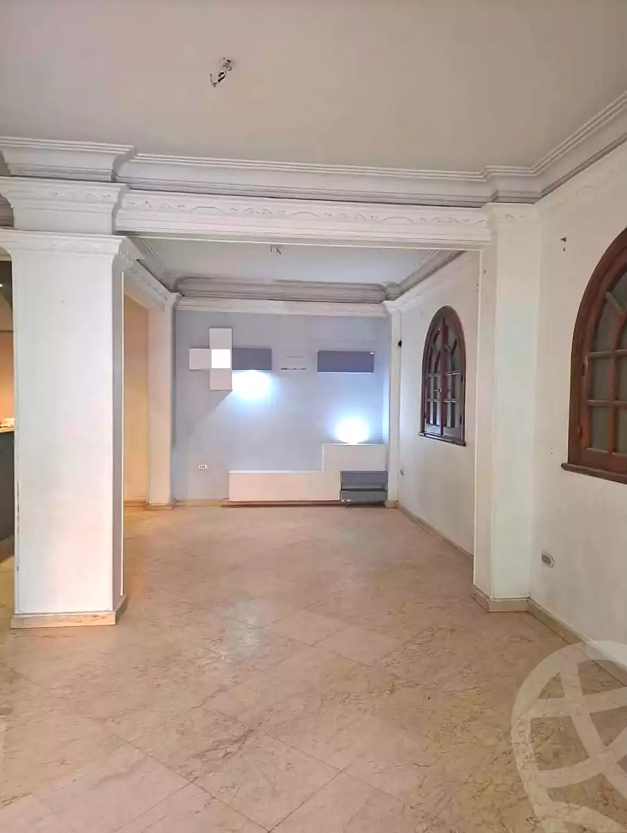 https://aqarmap.com.eg/ar/listing/7123660-for-sale-cairo-helwan-helwan-el-sharkeya-thabit-basha-st