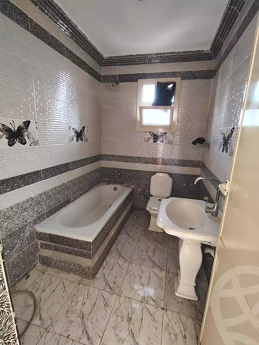 https://aqarmap.com.eg/en/listing/7123700-for-rent-cairo-el-haram-shareaa-el-haram