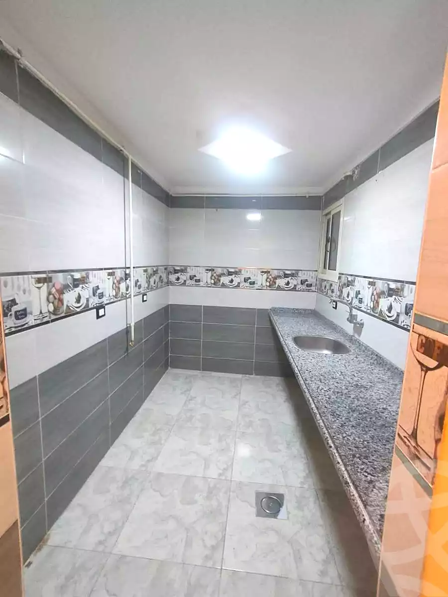 https://aqarmap.com.eg/ar/listing/7124163-for-sale-alexandria-lsywf-el-falki