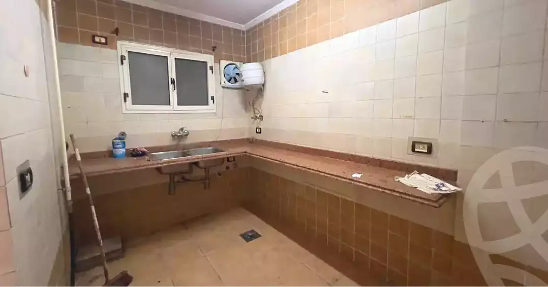 https://aqarmap.com.eg/ar/listing/7124326-for-sale-alexandria-lsywf-gamila-abu-herid-st