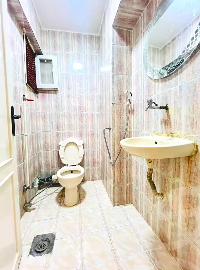 https://aqarmap.com.eg/ar/listing/7124373-for-sale-alexandria-al-agamy-shataa-el-nakheel
