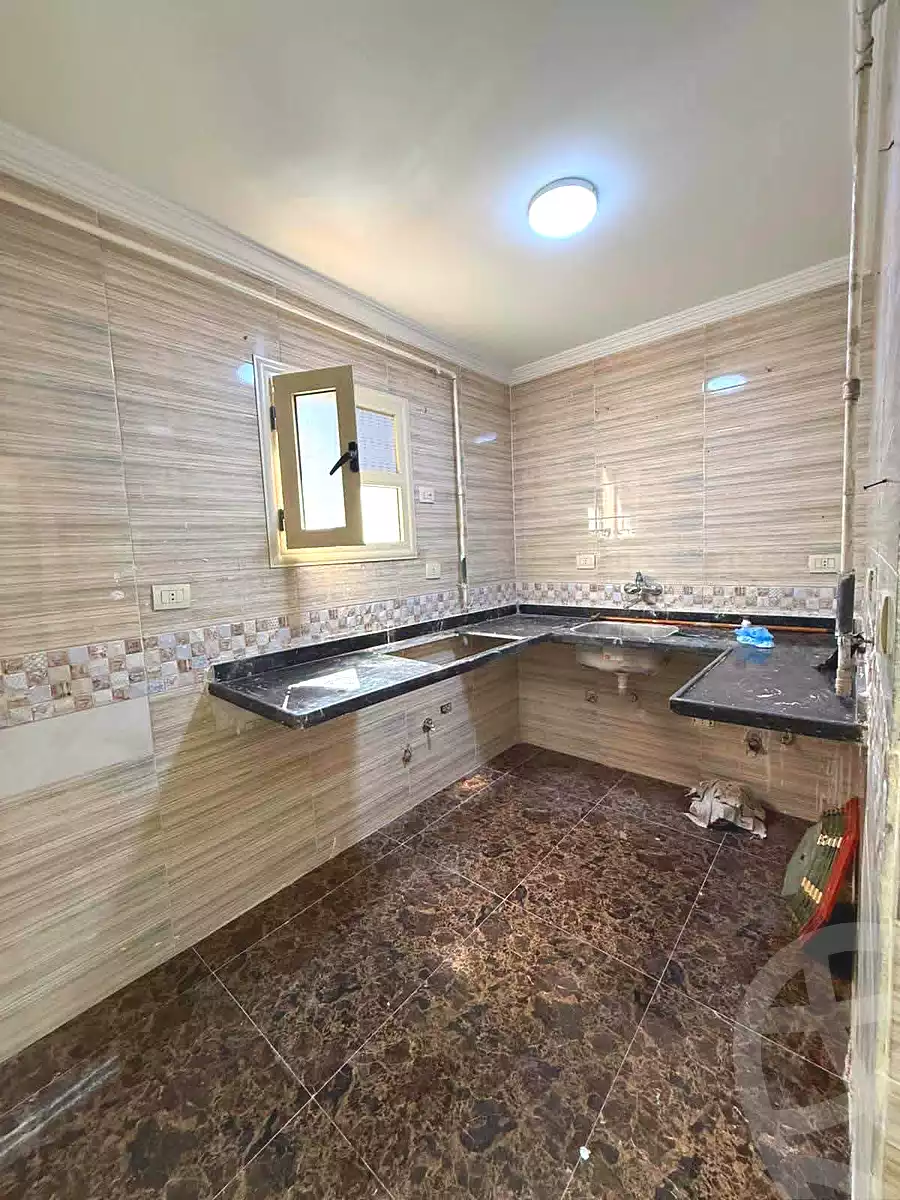 https://aqarmap.com.eg/ar/listing/7124596-for-sale-alexandria-sydy-bshr-sydy-bshr-bhry-shr-khld-bn-lwlyd