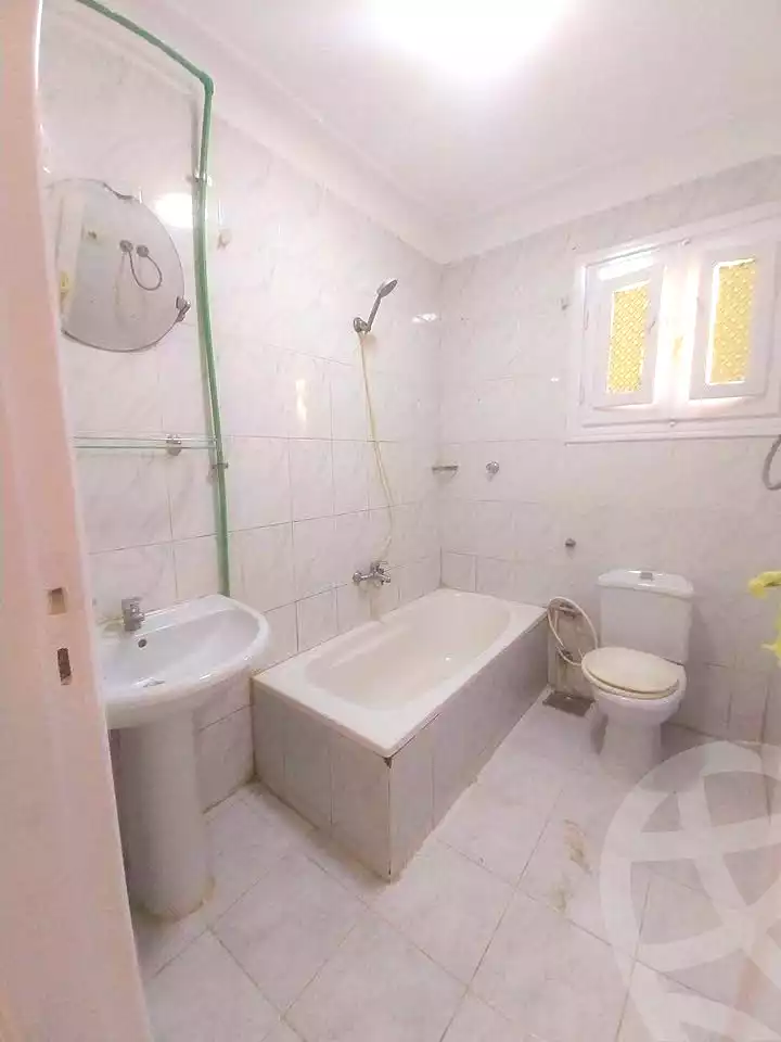 https://aqarmap.com.eg/ar/listing/7124558-for-sale-alexandria-al-agamy-shataa-el-nakheel