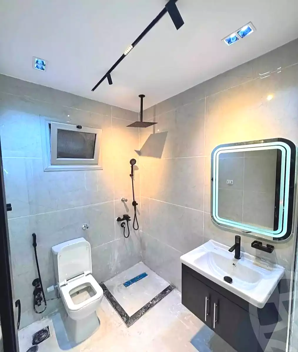 https://aqarmap.com.eg/ar/listing/7124624-for-sale-alexandria-al-agamy-lbytsh-bianchiii