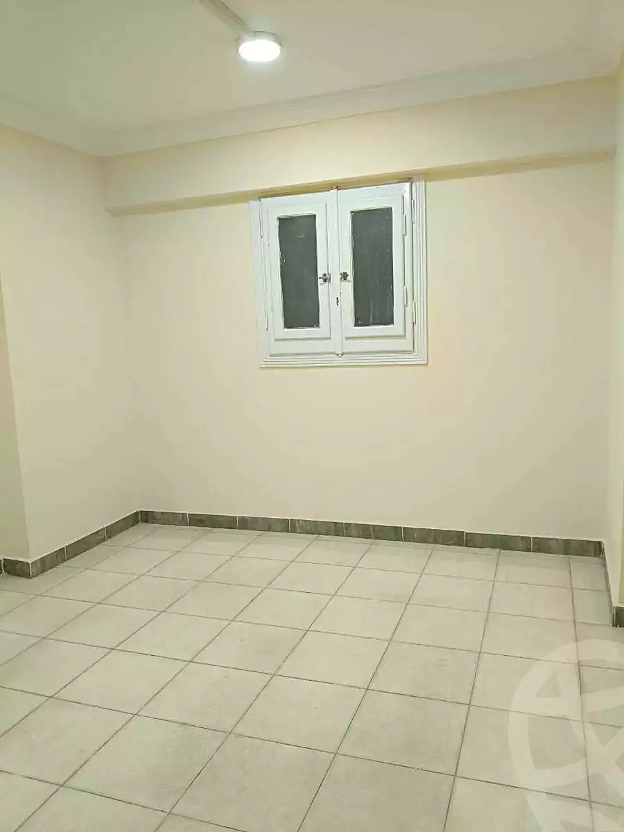 https://aqarmap.com.eg/en/listing/7124776-for-rent-alexandria-el-asafra-l-sfr-bhry