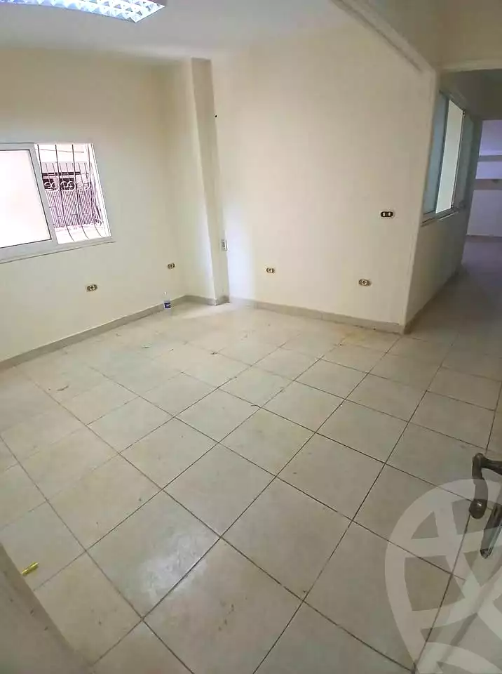 https://aqarmap.com.eg/ar/listing/7125034-for-rent-alexandria-miami