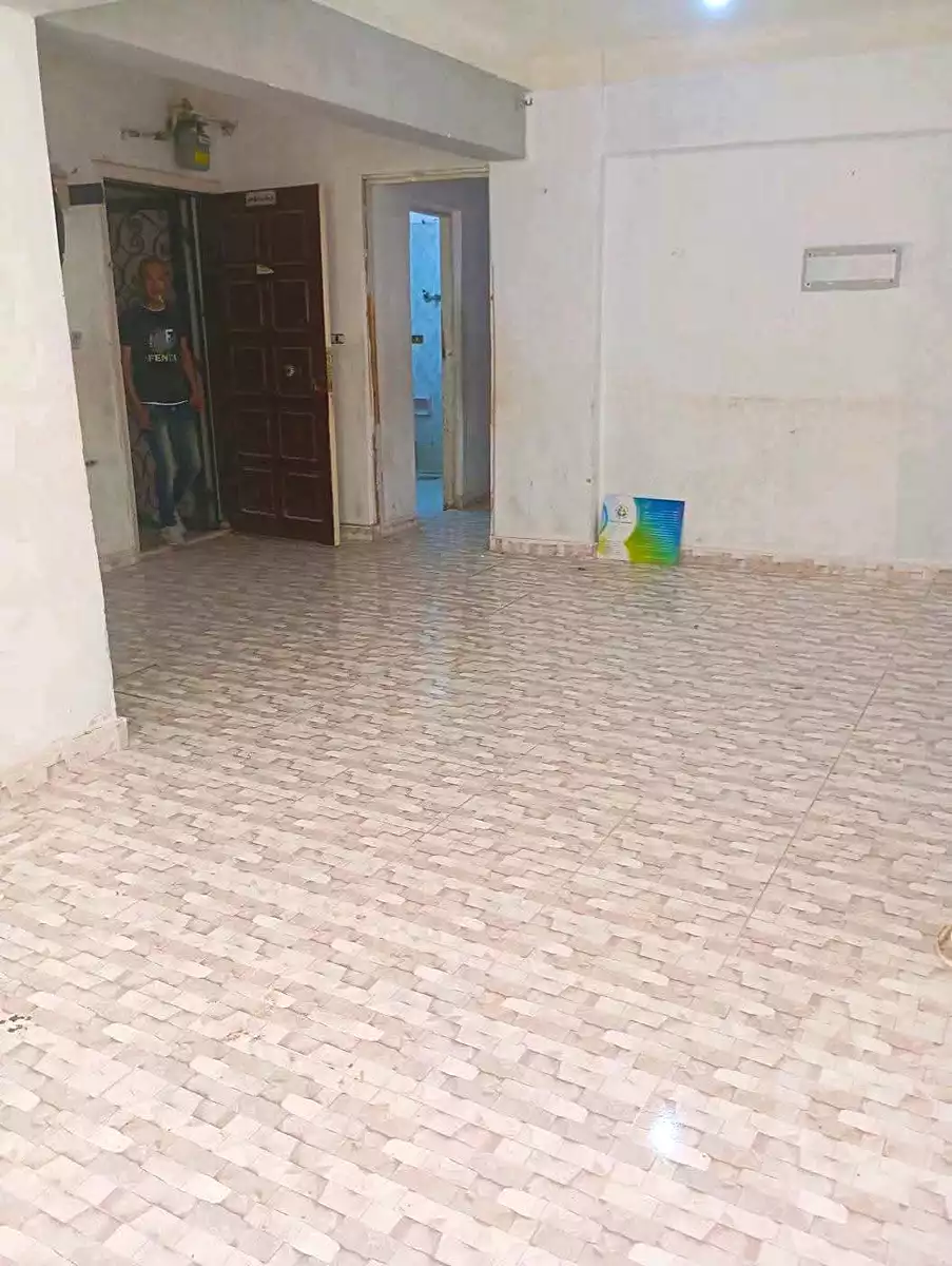 https://aqarmap.com.eg/ar/listing/7125351-for-sale-alexandria-al-agamy-lbytsh