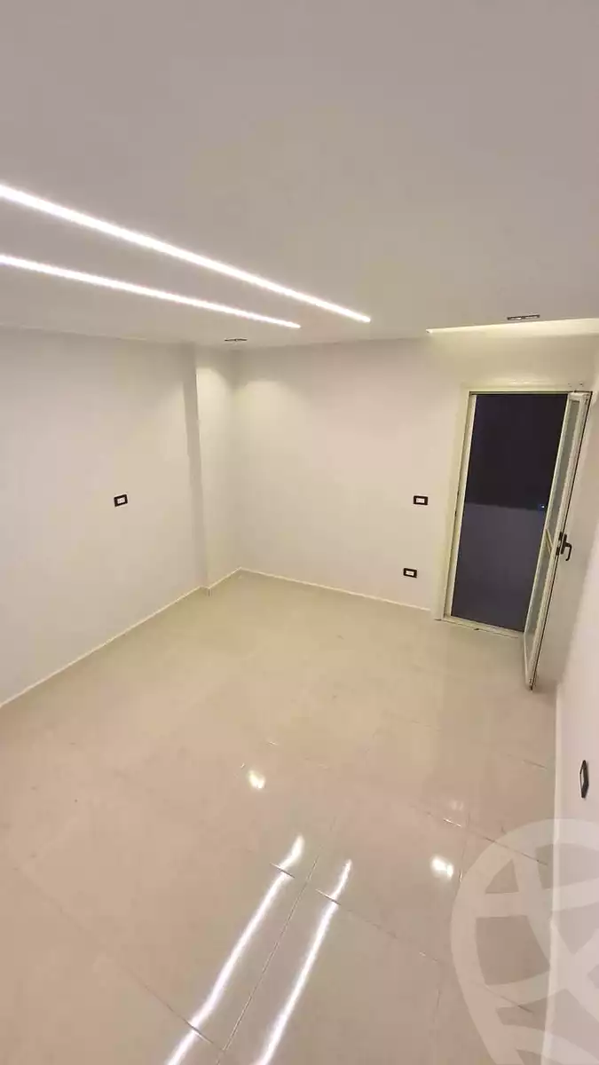 https://aqarmap.com.eg/ar/listing/7125740-for-sale-alexandria-lsywf-el-falki