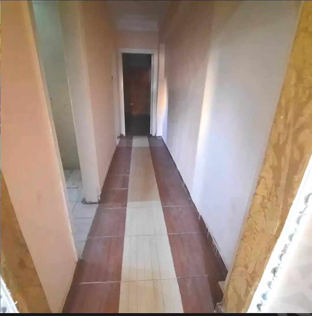 https://aqarmap.com.eg/en/listing/7125779-for-sale-alexandria-al-agamy-el-hanouvel-al-asdakaa-st