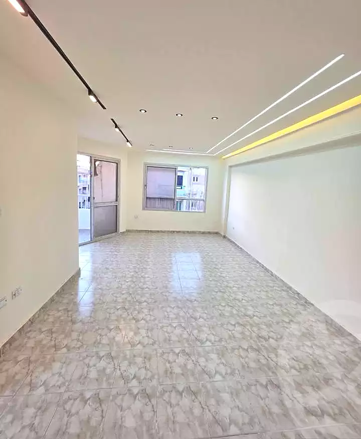 https://aqarmap.com.eg/en/listing/7125789-for-sale-alexandria-al-agamy-shataa-el-nakheel-street-37