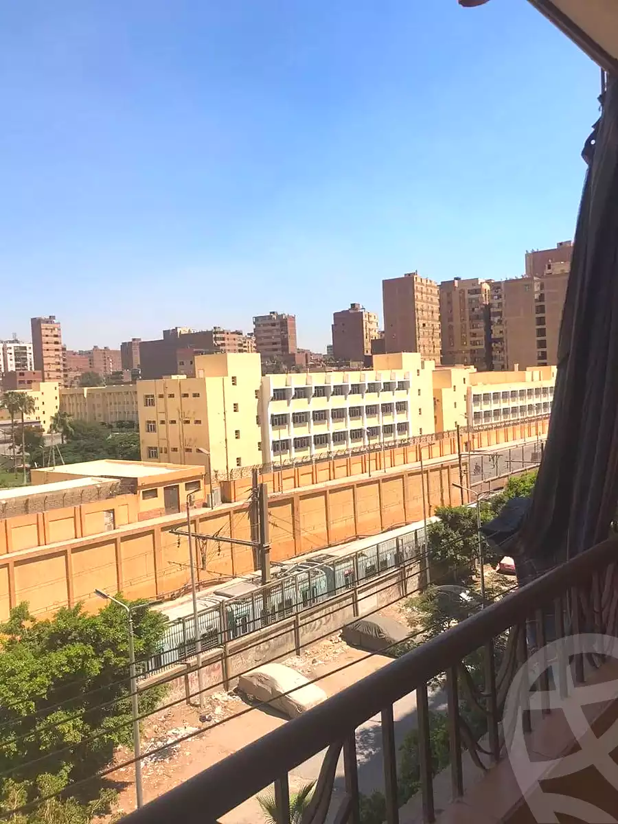 https://aqarmap.com.eg/ar/listing/7126100-for-rent-cairo-ain-shams-yn-shms-lgrby