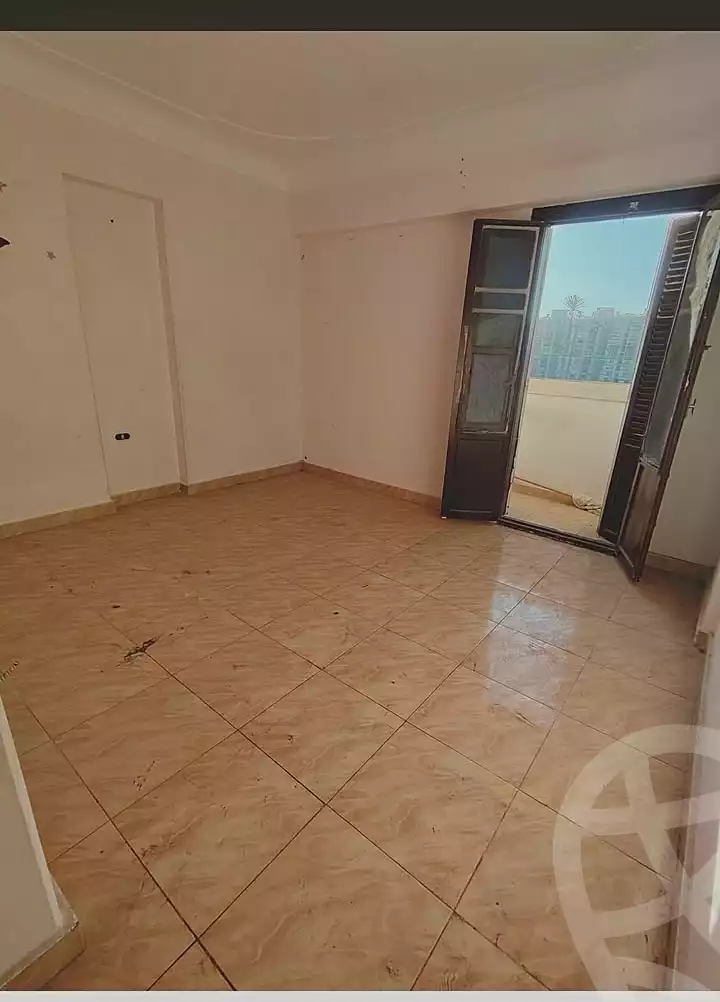 https://aqarmap.com.eg/en/listing/7126149-for-sale-alexandria-lsywf-el-falki