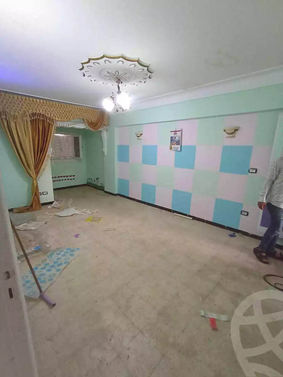 https://aqarmap.com.eg/ar/listing/7126319-for-sale-alexandria-al-agamy-lbytsh-el-hanafeya-st