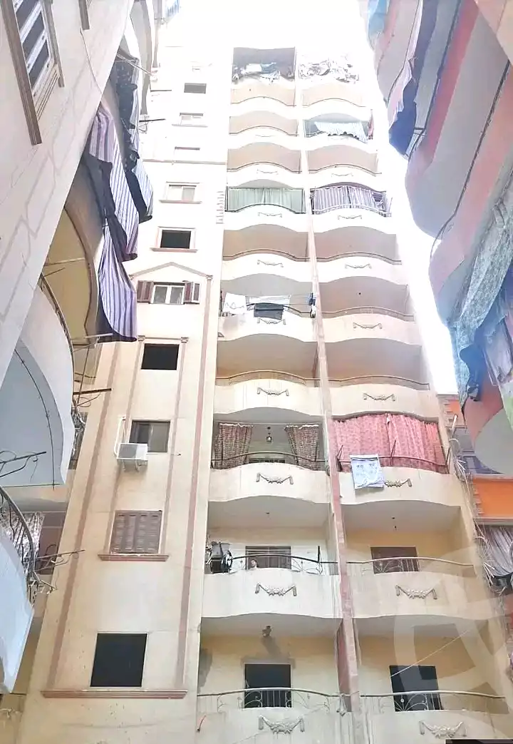 https://aqarmap.com.eg/ar/listing/7126662-for-sale-cairo-madinat-el-salam-100-st