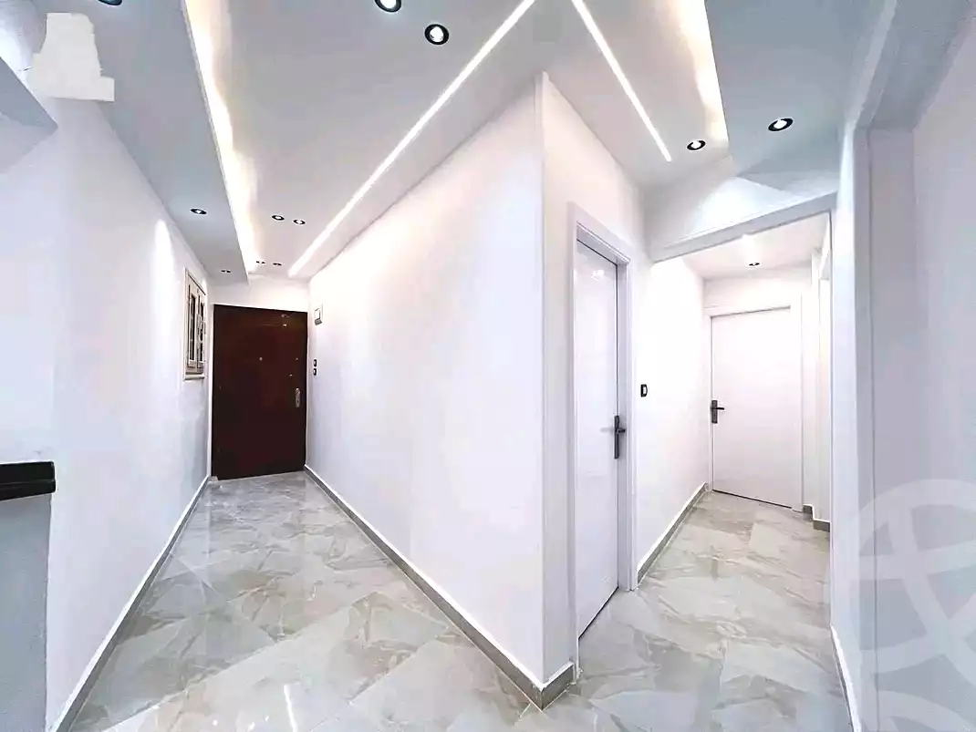 https://aqarmap.com.eg/ar/listing/7126461-for-sale-alexandria-sydy-bshr-sydy-bshr-bhry-shr-mhmd-njyb