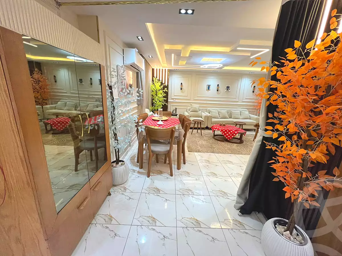 https://aqarmap.com.eg/ar/listing/7126889-for-sale-cairo-dokki-mohey-el-din-abo-el-ezz