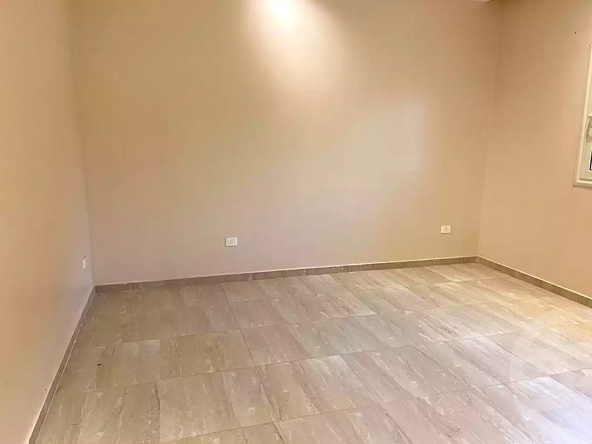 https://aqarmap.com.eg/en/listing/7127326-for-sale-cairo-new-cairo-compounds-kmbwnd-lnkhyl